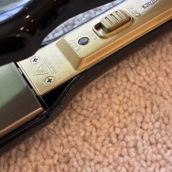 Kipozi Professional Titanium 1.75Inch Flat Iron Hair Straightener Hair Styler - Picture 3 of 15